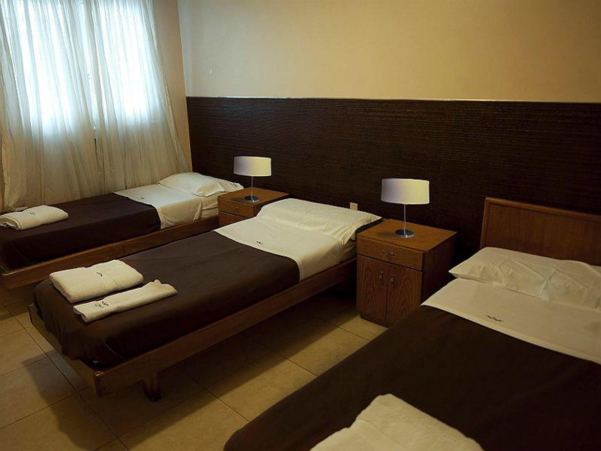 Hotel Rincon Vasco Mendoza Bagian luar foto